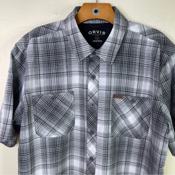 ORVIS Men’s Short Sleeve Black Gray & White Plaid Shirt Size L 100% Polyester - Picture 11 of 11